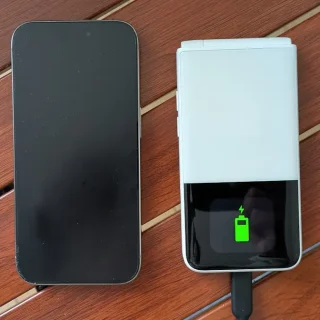 iPhone 15 ProとMIVE ケースマ